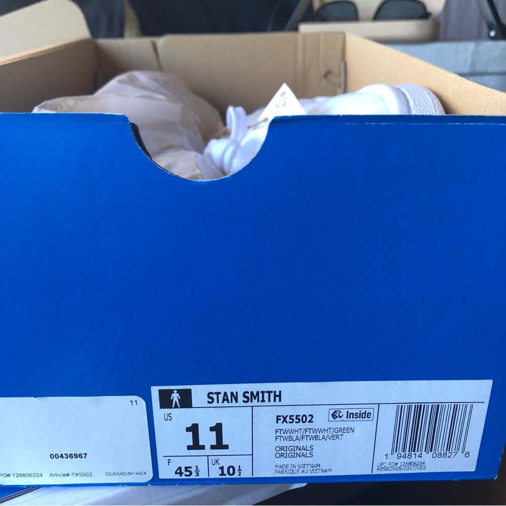 NEW in box! Adidas Stan Smith white and green Mens sneaker size 11 and… - Picture 12 of 12